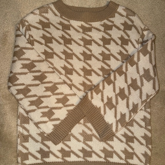 Princess Polly Sweater - Picture 2 of 4